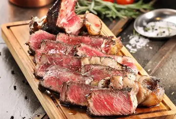 District 10: Dry-Aged Steaks at Suntec Flagship