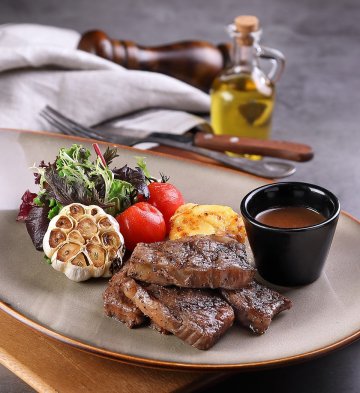 Pork-Free Restaurants in Town