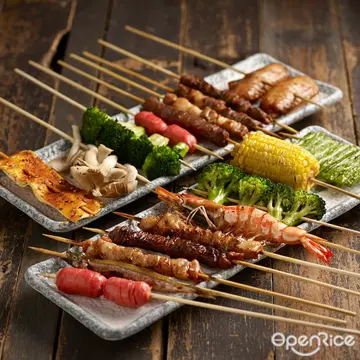 Best Lunch Spots in Town