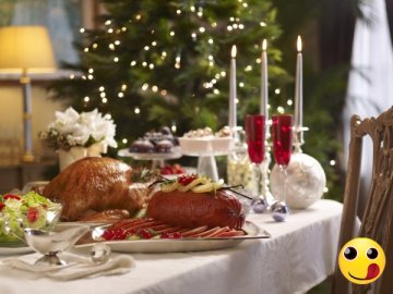 Having a Christmas Party? Hire a Caterer! 