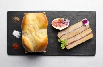 Absinthe: Fall in Love with French Cuisine