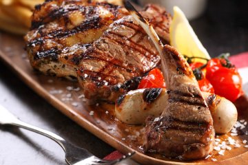 F1 Food Stops with Great Dining Deals