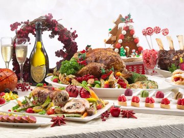  Your Guide to Christmas Dining in Singapore