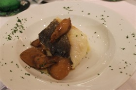 Baccala’ con Pure’ di Patate e Funghi Porcini (Salted Cod with Mashed Potato and Porcini Mushroom)