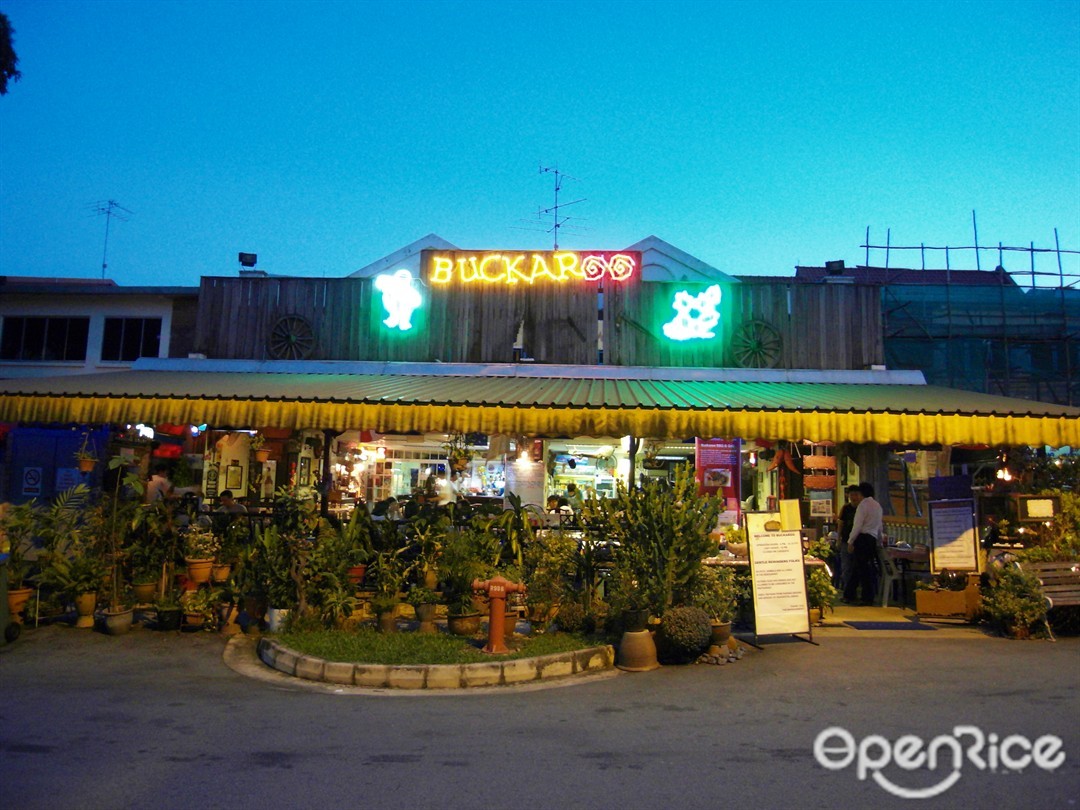 Buckaroo BBQ & Grill