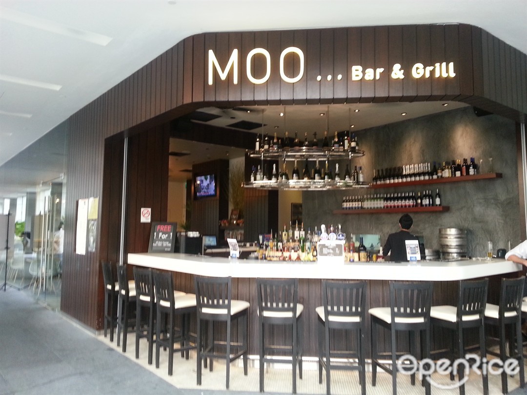 Moo Bar & Grill