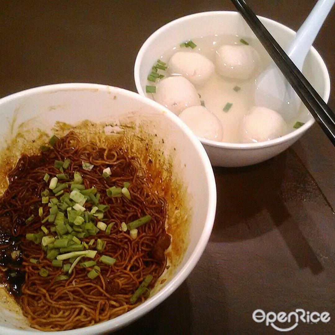 Li Xing Teochew Fishball Noodle - Cook House