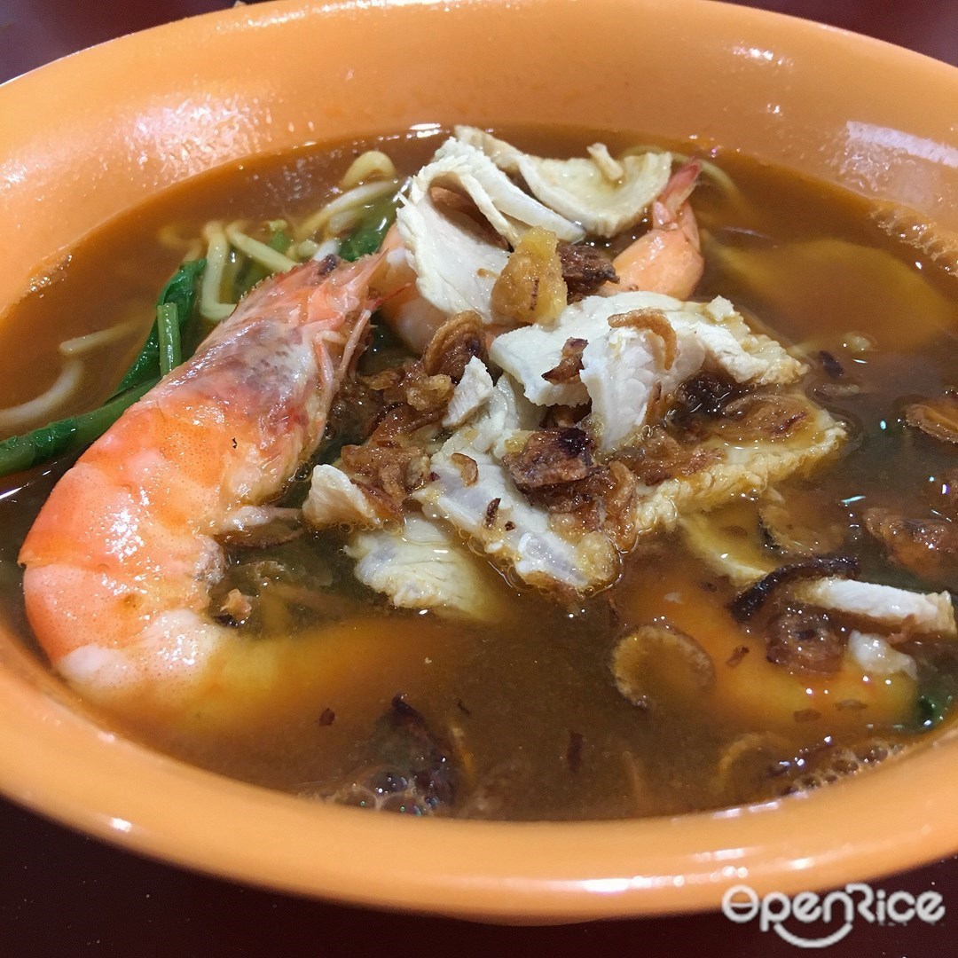 Queen St Prawn Noodle Noodles Hawker Centre in Bugis Albert Centre