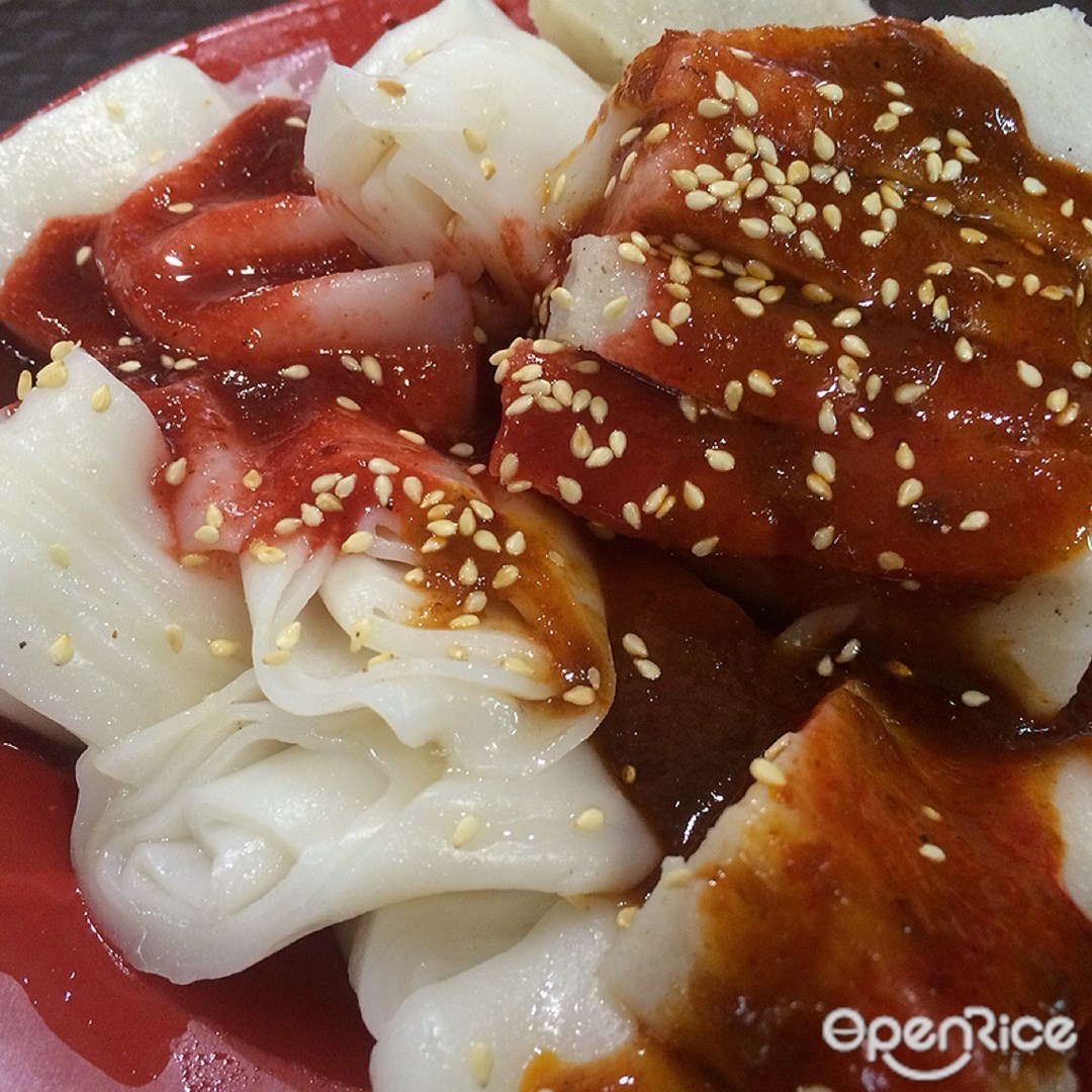 Fatt Kee's Photo Hawker Centre in Bugis Albert Centre Market & Food