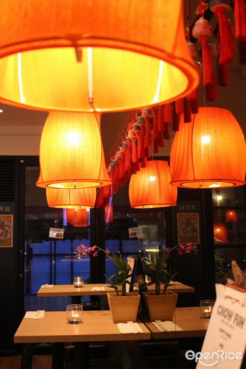 CHOW FUN Bar & Restaurant