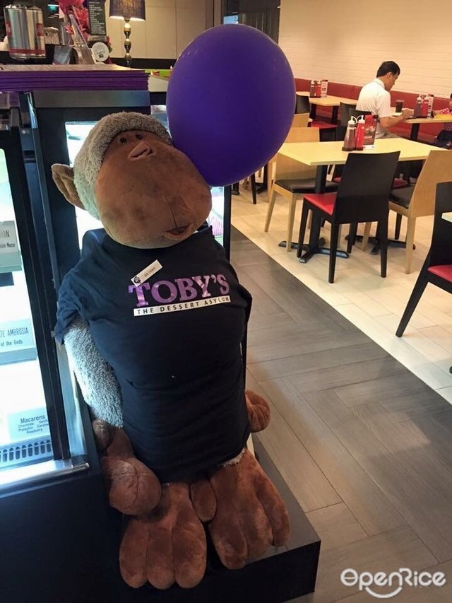 Toby's The Dessert Asylum American Desserts and Cakes Café in Jurong