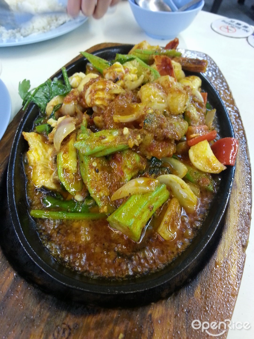 Leong Ji Seafood's Menu - Singaporean Zi Char Coffeeshop in Bukit Merah ...