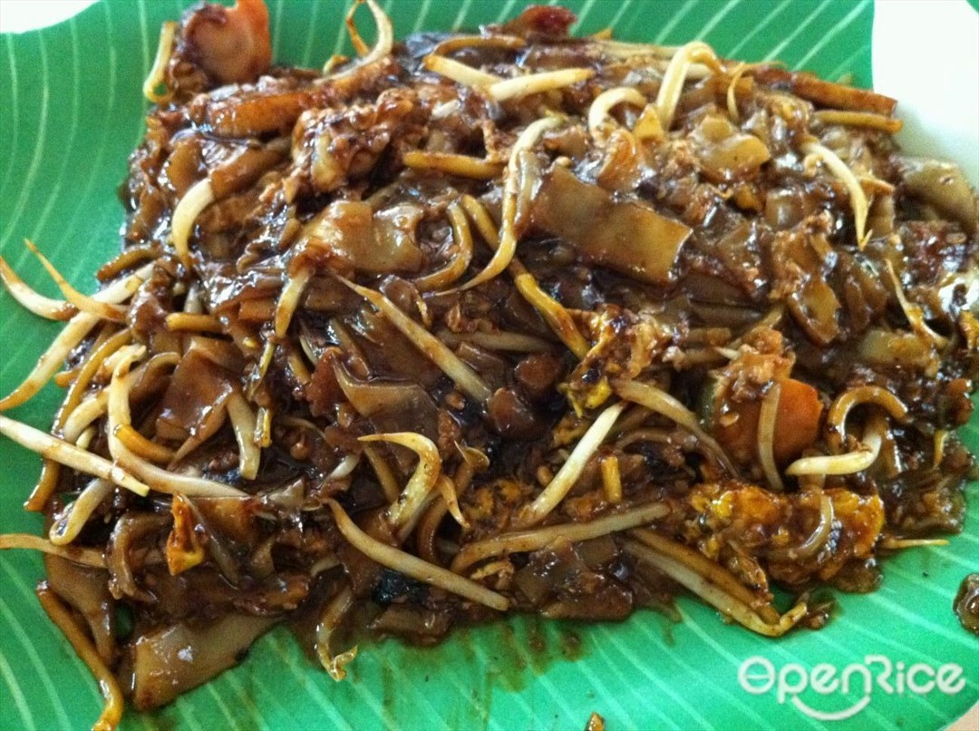 Fried Kway Teow/Fried Oyster/Carrot Cake