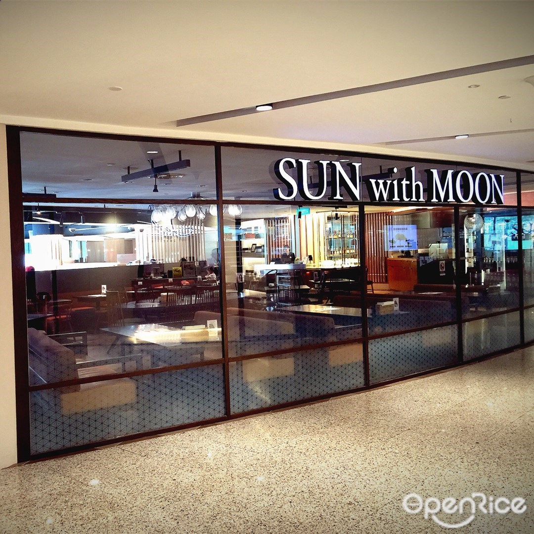SUN with MOON Japanese Dining & Cafe