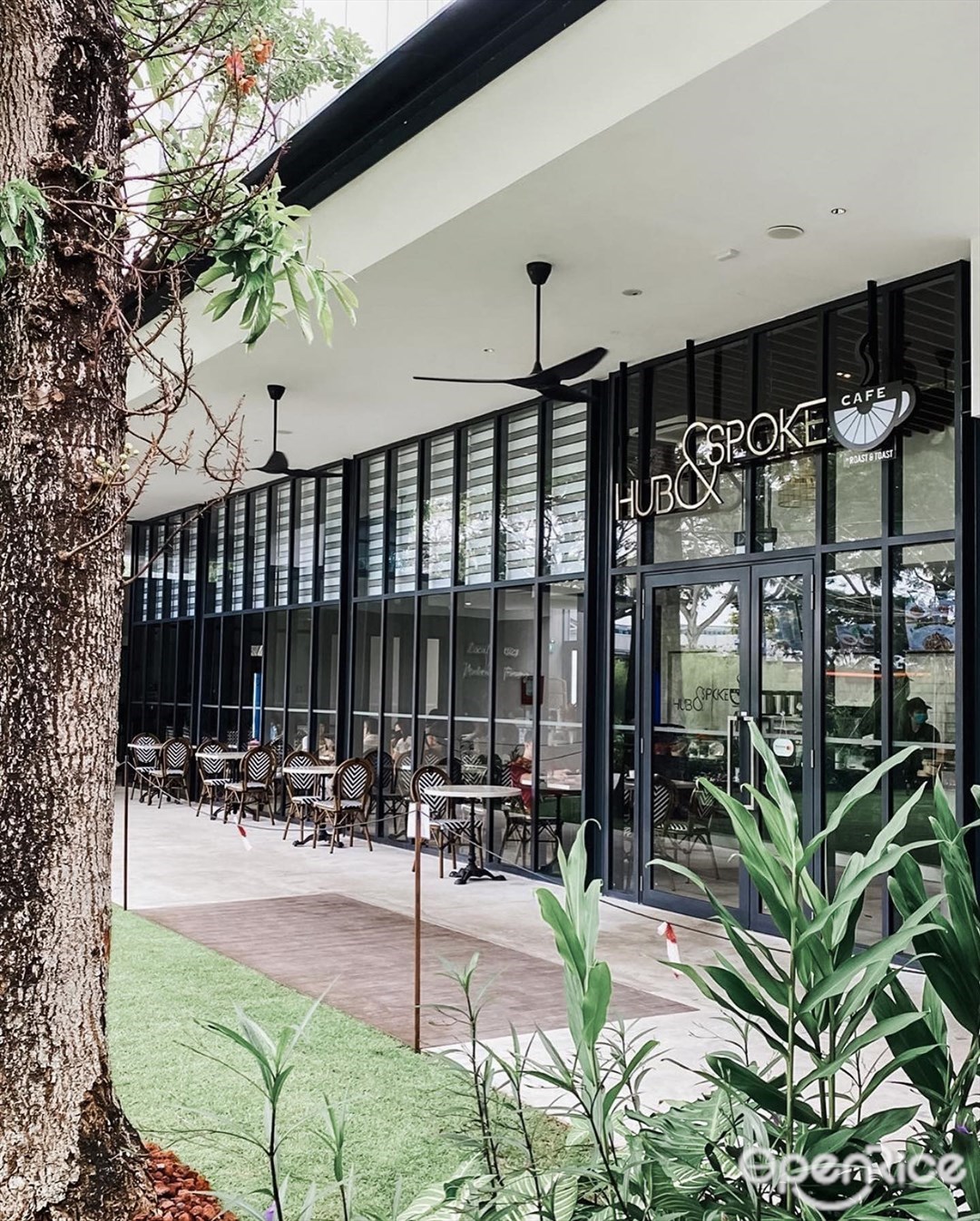 Hub & Spoke Cafe