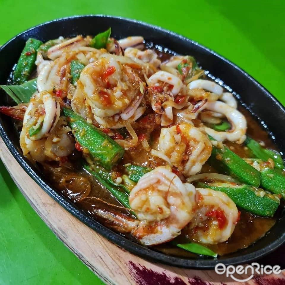 Kim Poh Fishhead Steamboats Photo Singaporean Chinese Seafood In Ang