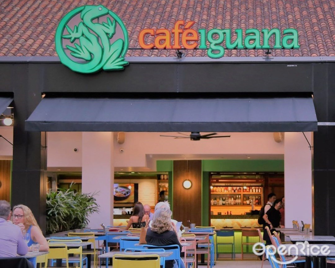 Café Iguana Orchard Rendezvous Hotel