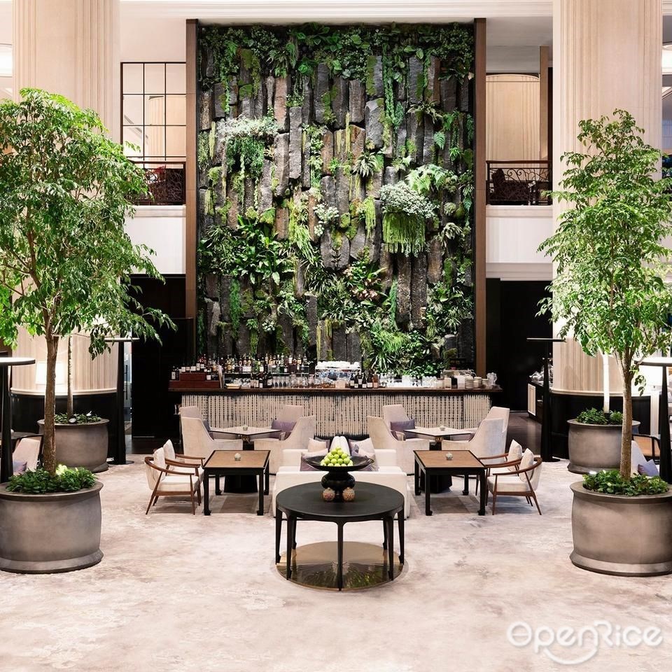 The Lobby Lounge