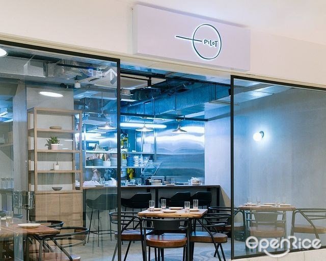 Pilot Kitchen Fusion Steaks and Grills Restaurant in Clarke Quay