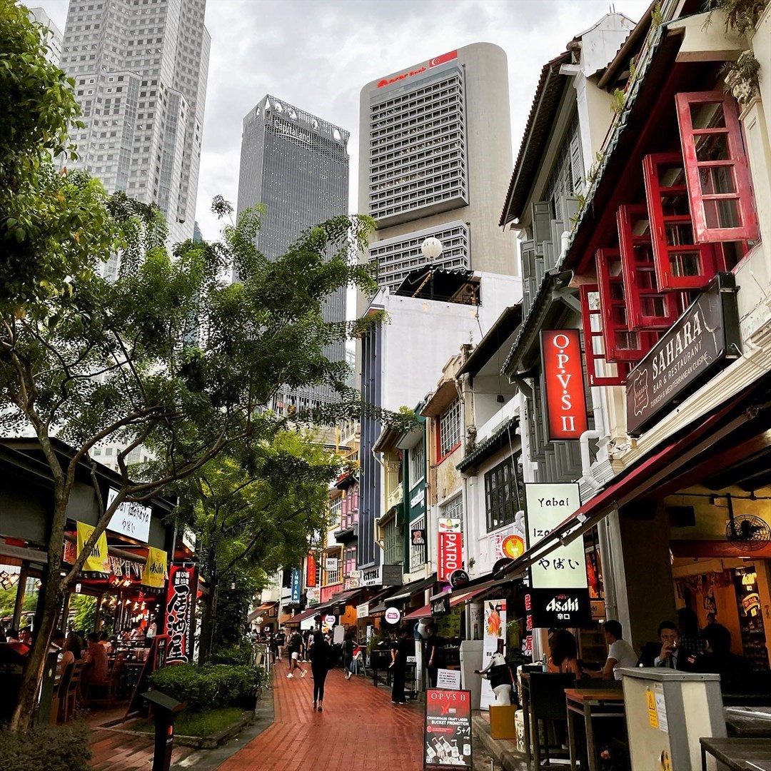 OPVS 2 Grill & Oyster Bar