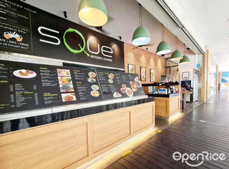 SQUE Rotisserie & Alehouse