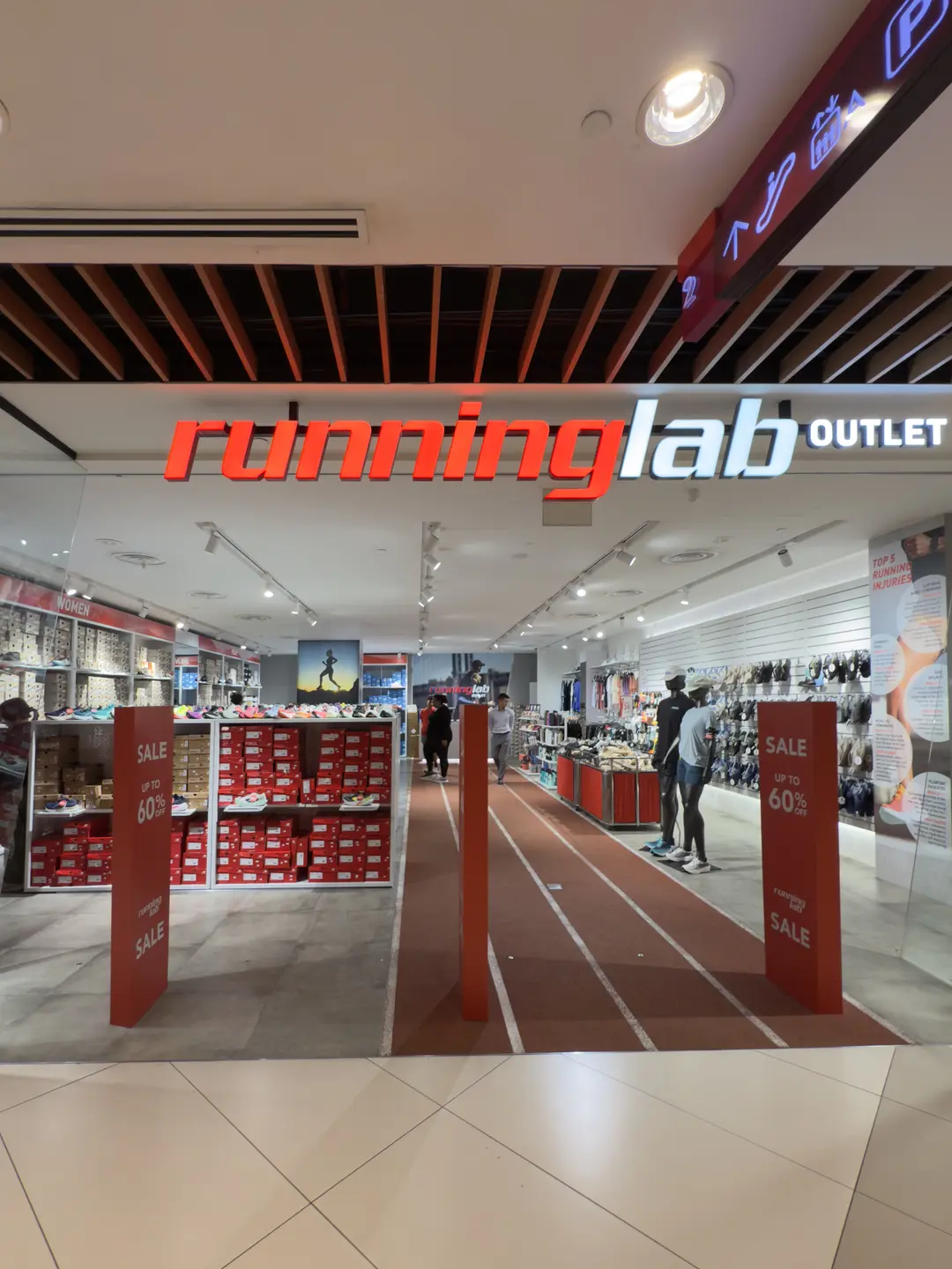 Running Lab - Shoes in Jurong East IMM Singapore | OpenRice Singapore
