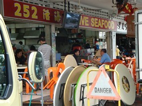 252 Live Seafood