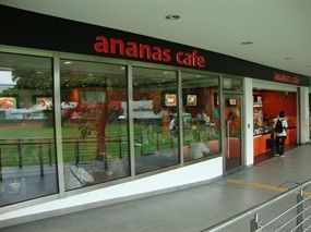 Ananas Cafe