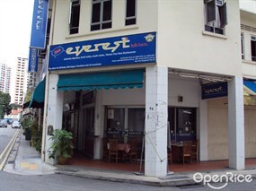 Everest Kitchen