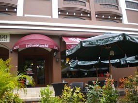 Le Bon Marche 