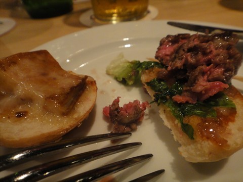 Mini Wagyu foie-gras Burgers 