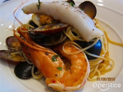 Capellini seafood pasta