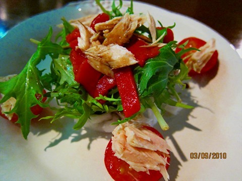Tuna & pepper salad