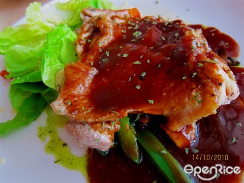 grilled chicken chop with brown sauce