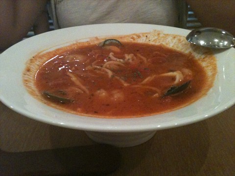 Seafood soup pasta 