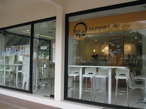 Blic Ice Cream Cafe 