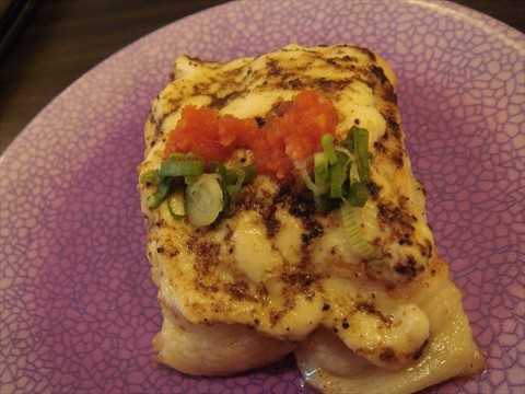 salmon mentai sushi