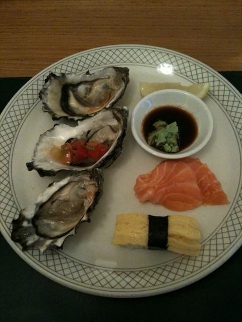 Fresh oysters, Salmon Sashimi & Tamago Sushi