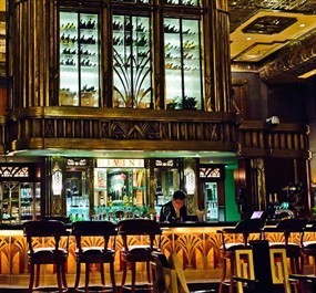 Divine Wine Bar