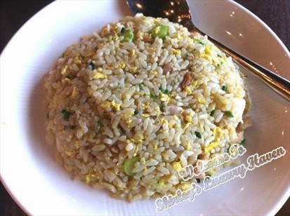 Yang Zhou Fried Rice @ S$10