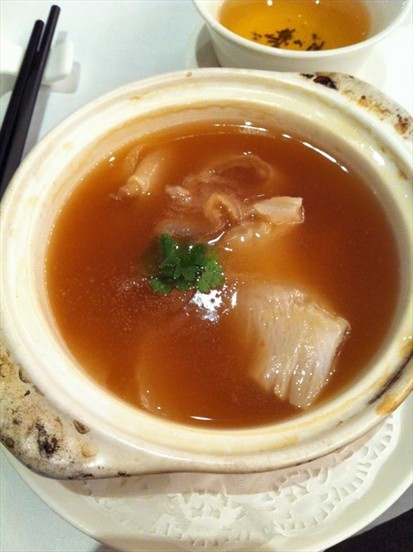 Sharkfin/Fish maw soup