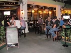 Mulligan's Irish Pub & Restaurant