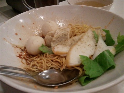 Fishball Noodles with Mee Kiah