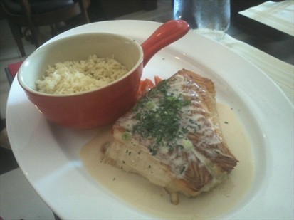 Halibut Steak with Pilaf Rice in White Sauce