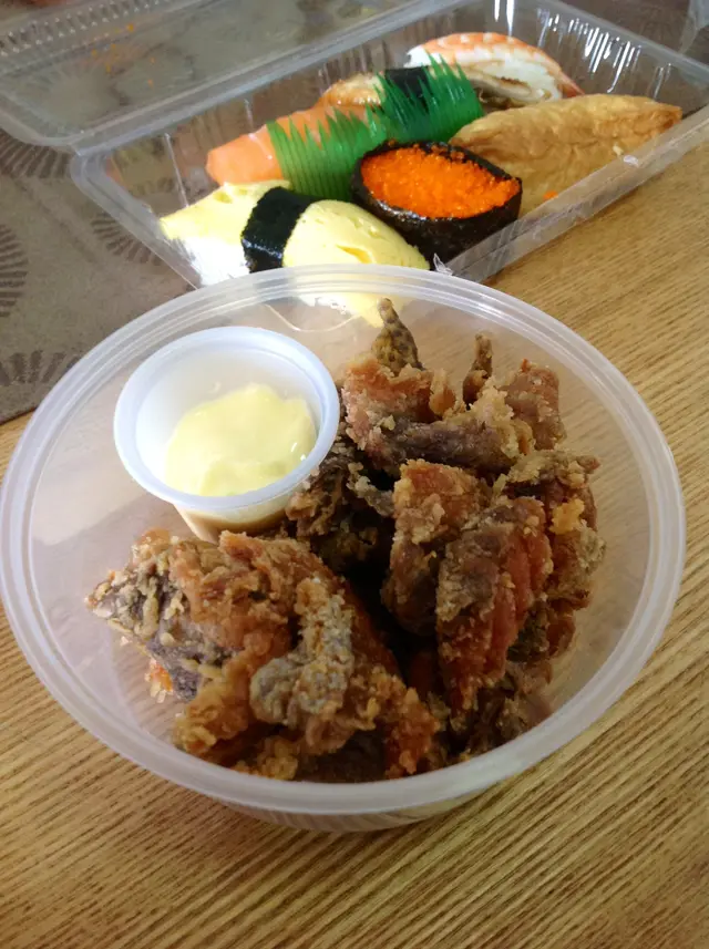 Deep Fried Fish Skin $1.50