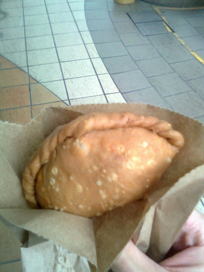 Curry Puff from Rolina