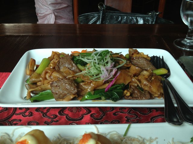 StIr-frIED kWaY tEOW WItH BEEf