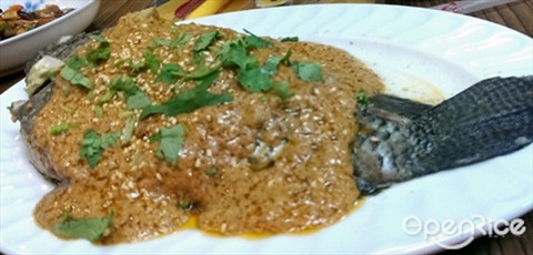 Steam Fish with Special Sauce