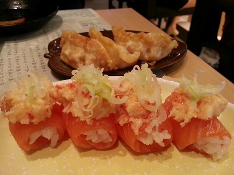 Salmon lobster roll & Gyoza