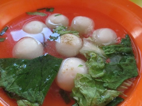 Chewy fishballs and yummy soup!